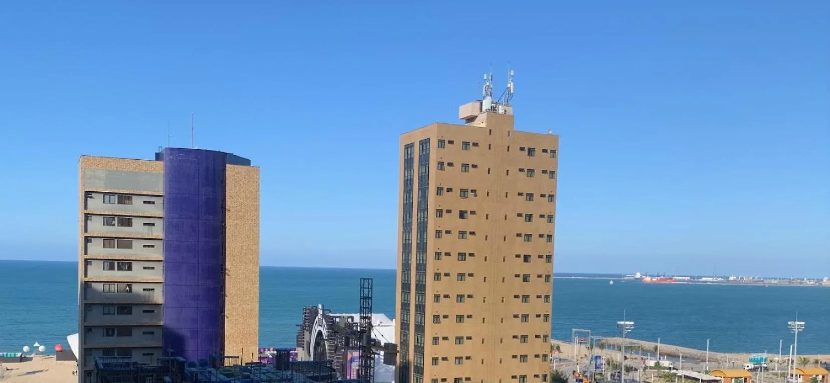 Marville Vista Mar De Fortaleza Apartment